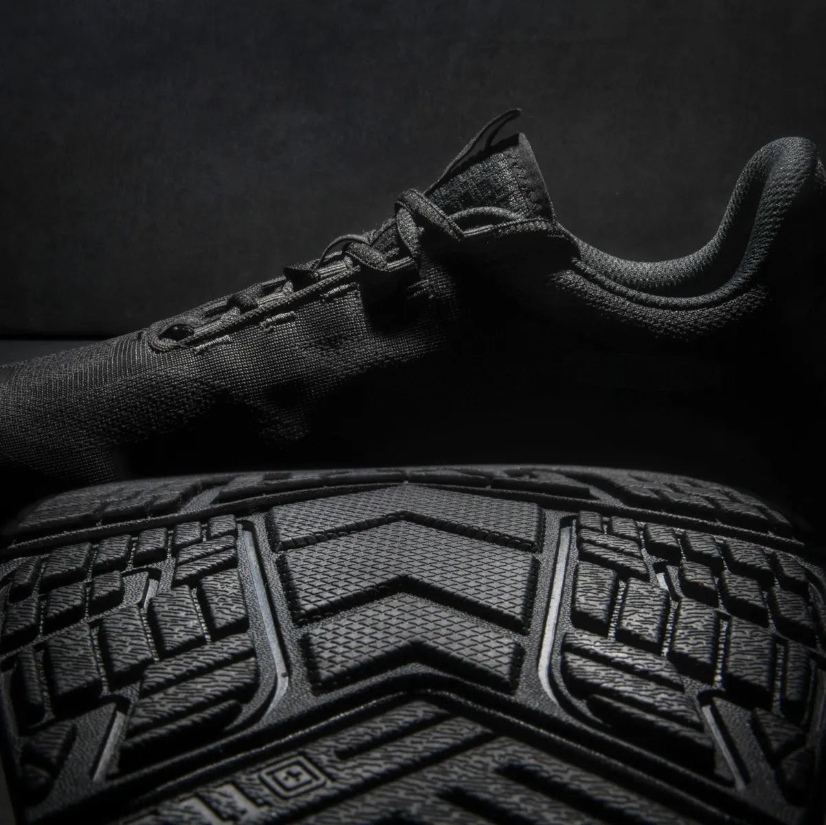 12488 5.11 Pt-R Inure Runner